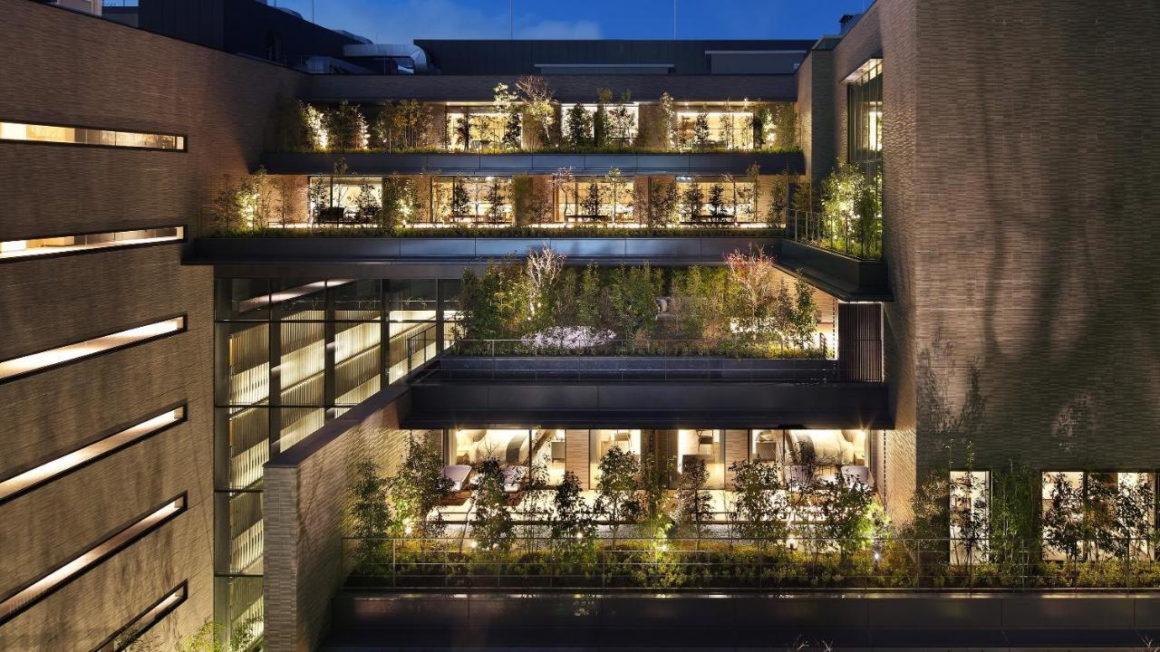 เดอะ เทาแซนด์ เกียวโต Hotel ภายนอก รูปภาพ The courtyard at The Ivy Collection