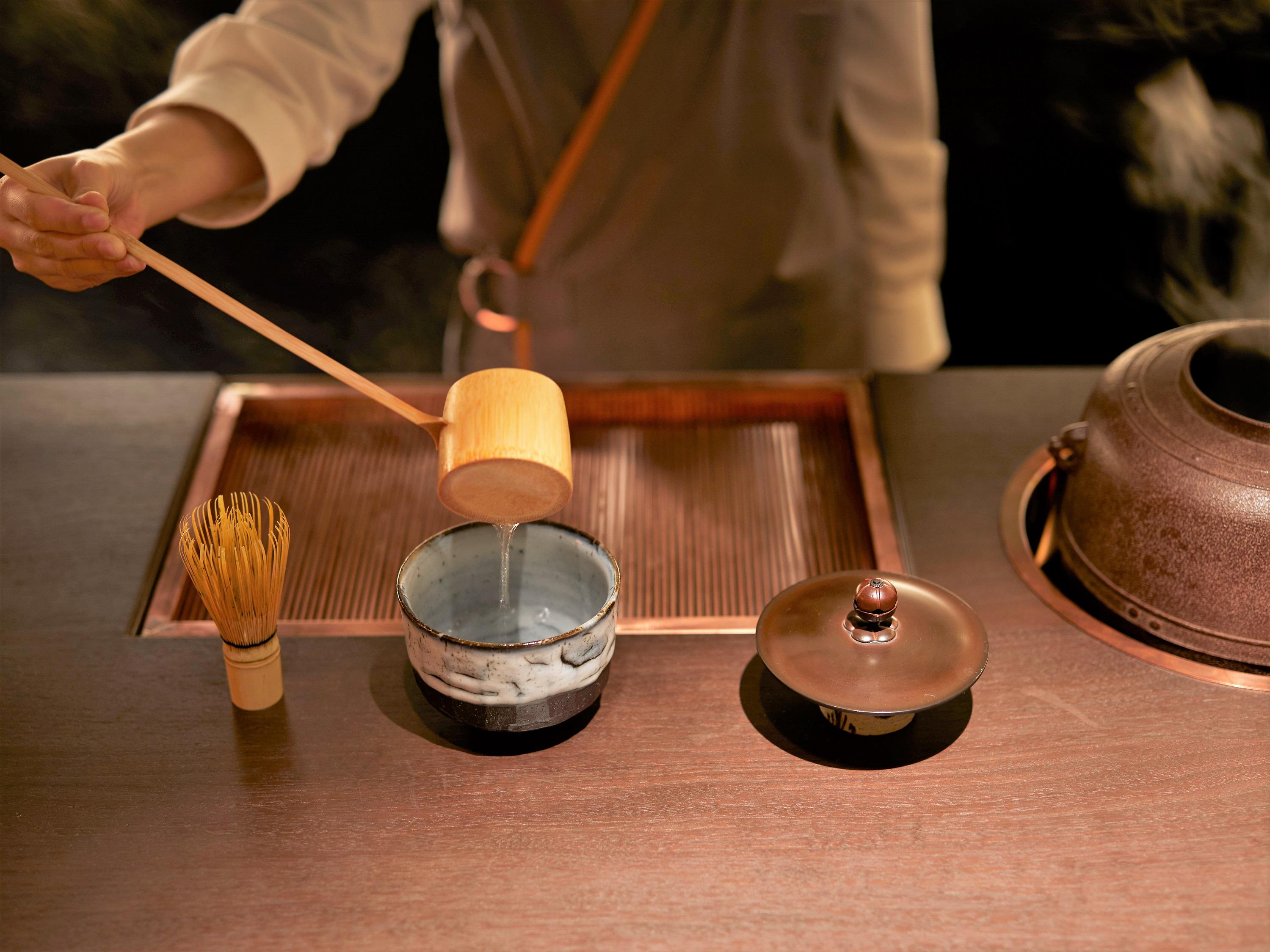 เดอะ เทาแซนด์ เกียวโต Hotel ภายนอก รูปภาพ Preparation of matcha