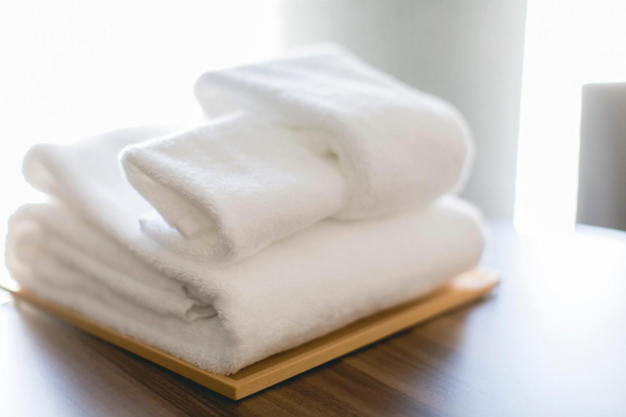 เดอะ เทาแซนด์ เกียวโต Hotel ภายนอก รูปภาพ A folded towel